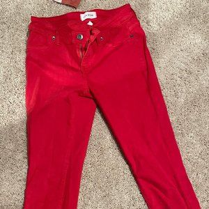 Lila Ryan l Red Jeans